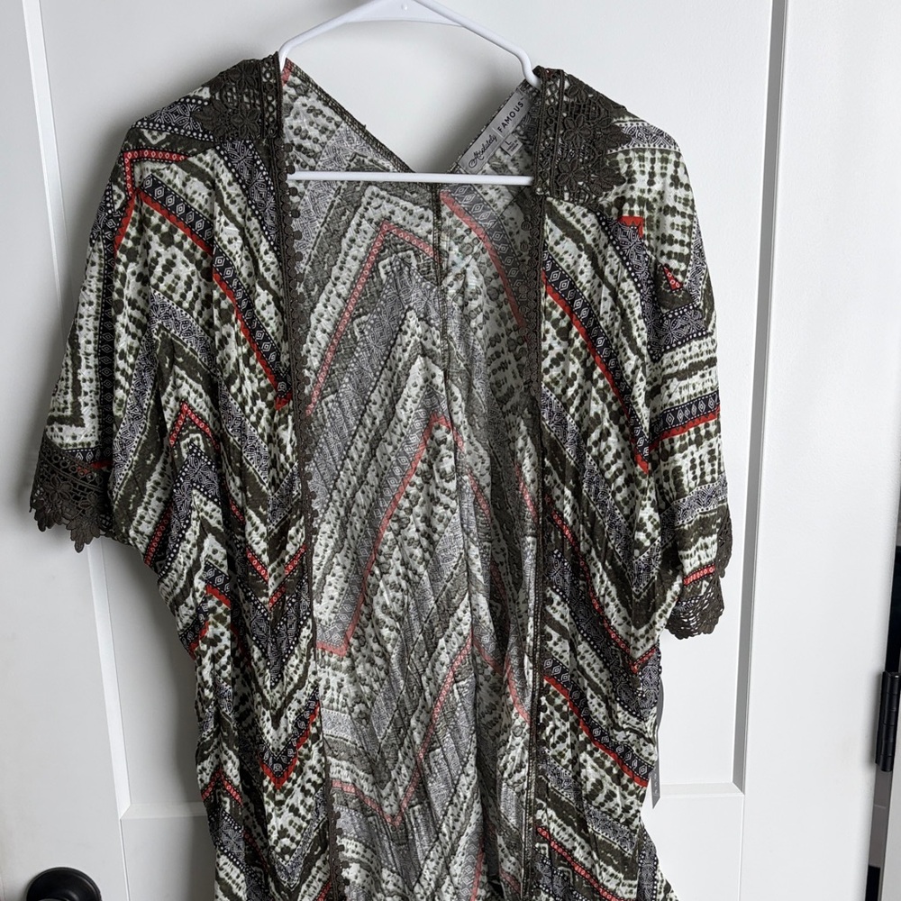 Multicolor Patterned Kimono Top